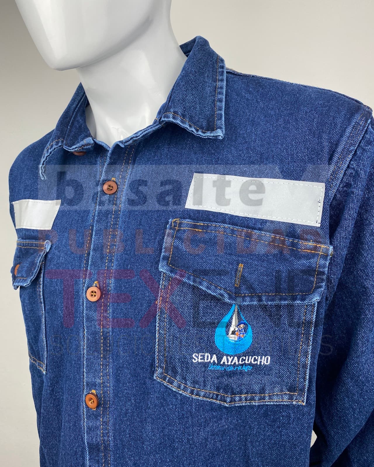 Camisa denim de trabajo con cinta reflectiva, confección de Basaltex